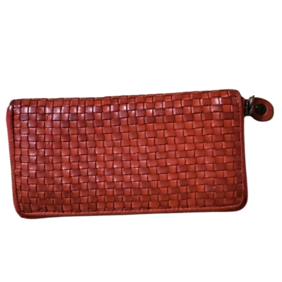 Ashwood Woven Genuine Red Leather Zip Around Wallet 7” x 4” / 17 Card Holder. - Picture 2 of 14